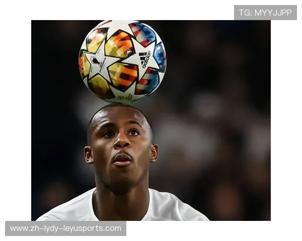 闪耀赛场 法甲明星球员幕后故事揭秘